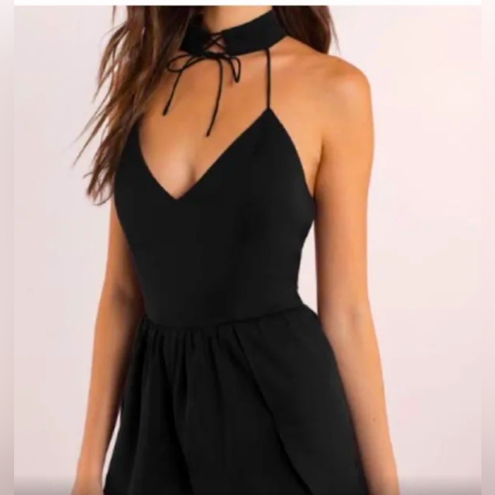 Tobi | Black Cutout Shorts Romper with Strappy Back & Neck Choker | Size Small